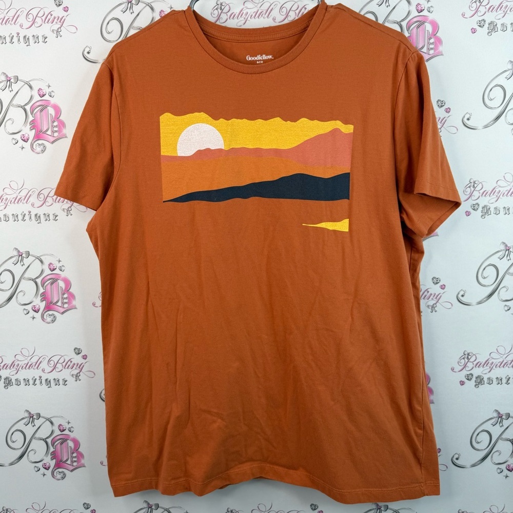 Goodfellow & Co T-shirt tee sunset sunrise shirt
Sunset Graphic Tee - Orange